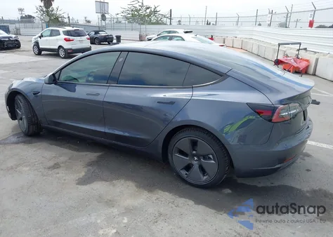 2022 Tesla Model 3 Long Range Dual Motor All-Wheel Drive z USA, uszkodzony, nr VIN 5YJ3E1EB2NF273156